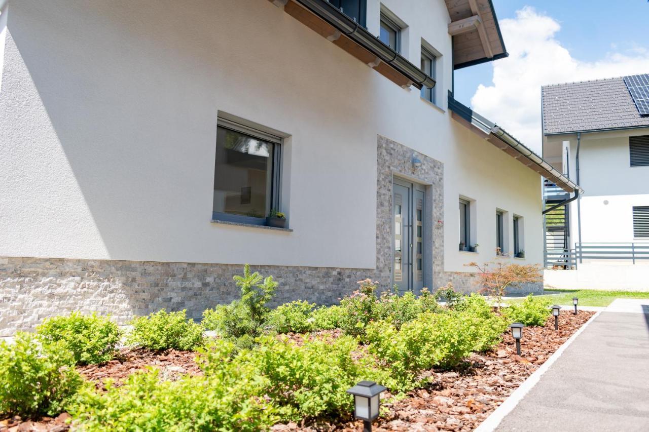 Prima Countryside Apartments Zirovnica Ngoại thất bức ảnh