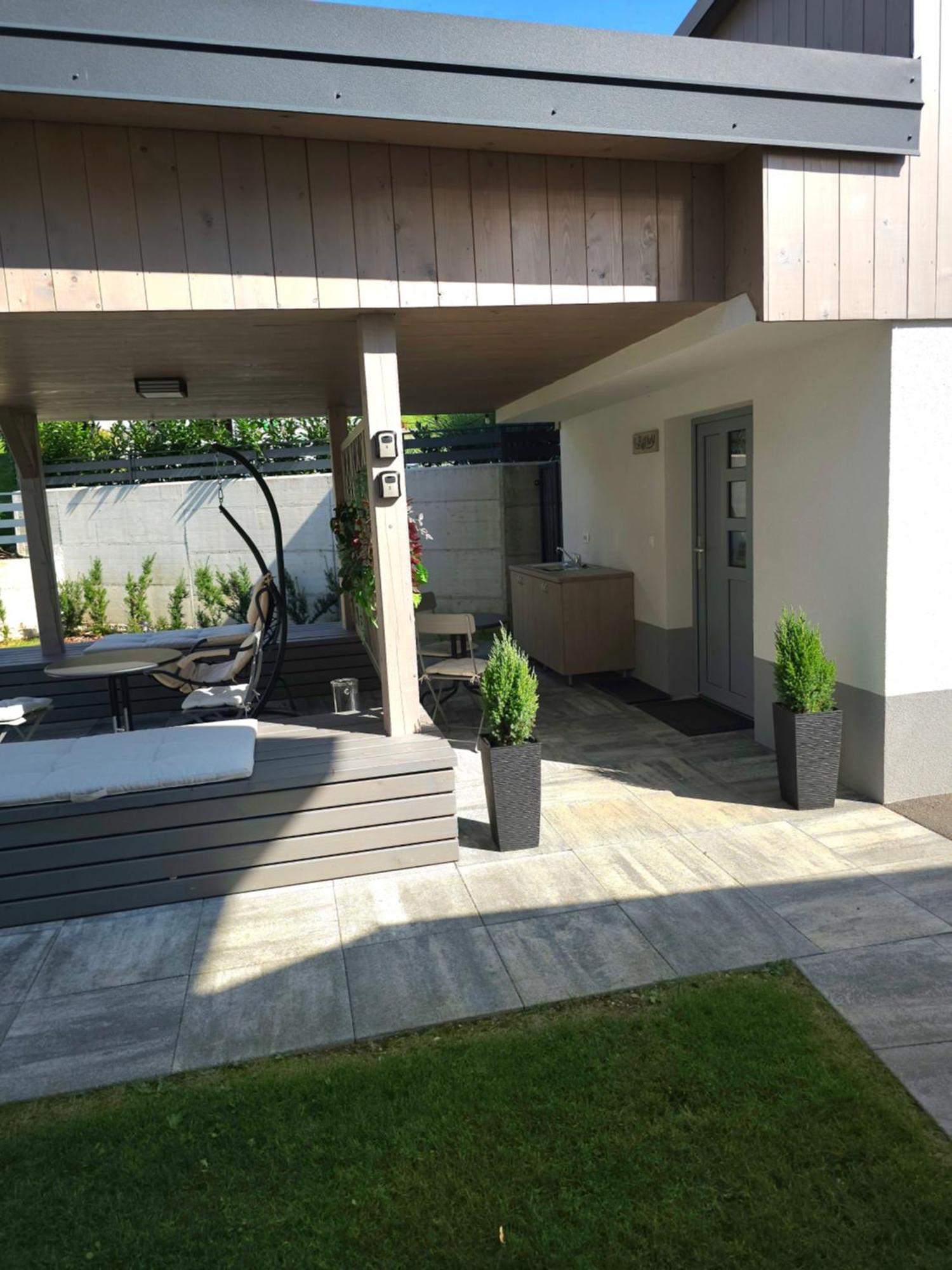 Prima Countryside Apartments Zirovnica Phòng bức ảnh