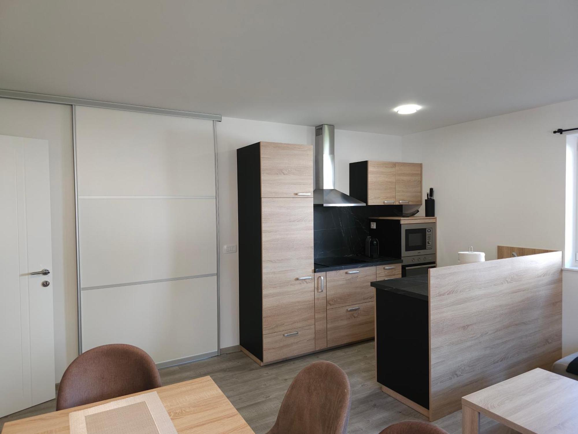 Prima Countryside Apartments Zirovnica Phòng bức ảnh